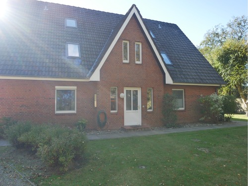 P1080806 - Attraktive Terrassenwohnung in zentraler Lage in 25826 Bad St. Peter Ording zu verkaufen.