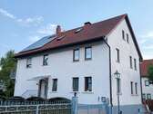 Außenansicht - Großzügiges Einfamilienhaus mit Garten und Scheune