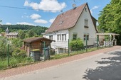 Haus - Vielseitiges Zweifamilienhaus mit Ausblick und Garten