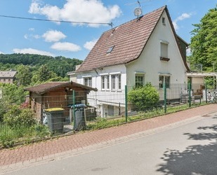 Vielseitiges Zweifamilienhaus mit Ausblick und Garten - Weilrod Rod An Der Weil