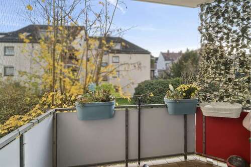 backbone_582778-A_046_b_HD - 