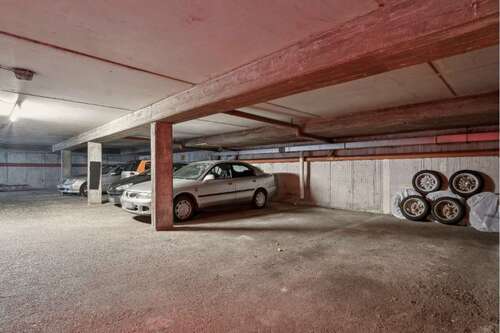 backbone_582778-A_067_b_HD - 