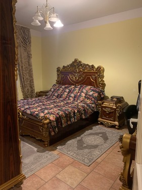 Schlafzimmer 1 - 12 Zimmer Mehrfamilienhaus, Wohnhaus in Frankfurt