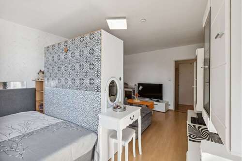 Wohn - Schlafzimmer - 