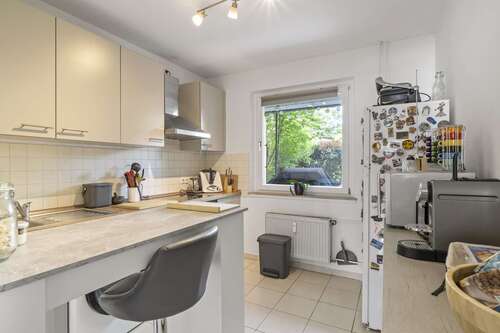 Küche - 2 Zimmer 2- Zimmerwohnung in Schwalbach am Taunus