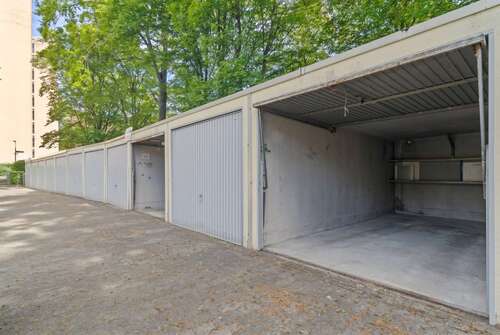 Garage - 
