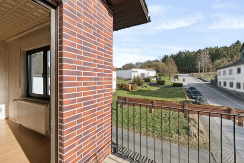 Flur - Einfamilienhaus mit 90,00 m² in Villmar-Seelbach zum Kaufen