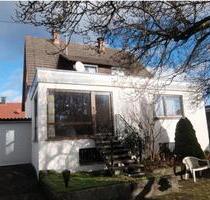 Haus neben Weingarten - 3.000,00 EUR Kaltmiete, in Weingarten (PLZ: 88250)