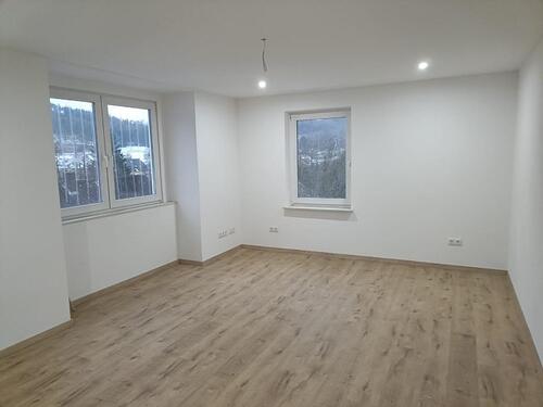 Foto - 3-Zimmer-Wohnung mit Balkon und Terrasse in SinzingAlling