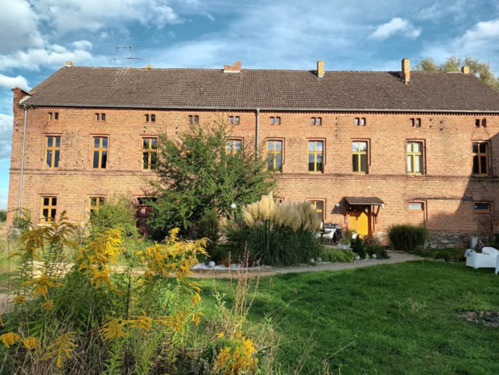 Foto - Großzügige EG-Wohnung im sanierten Verwalterhaus