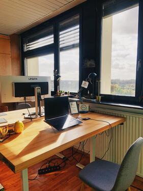 Foto - Fixed Desk in 136m² Media & Art Studio Co-Working Space