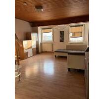 Helles Dachgeschoß auf dem Rott in Trassennähe - Wuppertal Gemarkung Langerfeld