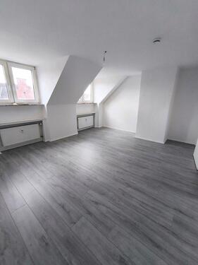 Foto - Renovierte 3 Zimmer Wohnung ab sofort verfügbar