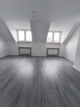 Foto - 3 Zimmer Dachgeschoßwohnung zur Miete in Duisburg