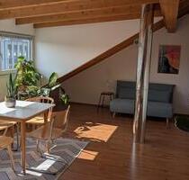 Lichtdurchflutete Wohnung, voll ausgestattet, Düsseldorf Zentrum Lichtdurchflutete Wohnung, voll ausgestattet, Düsseldorf Zentrum