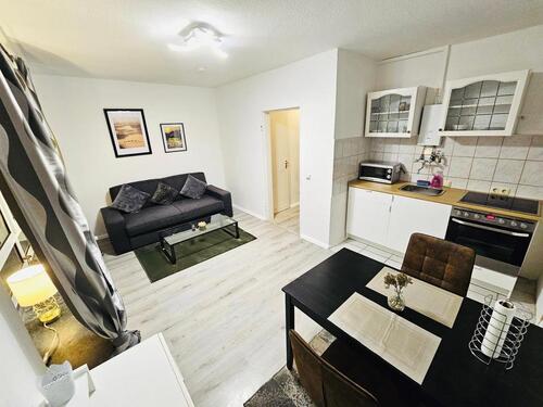 Foto - Voll möblierte 2-Zimmer-Wohnung in Zentraler Lage