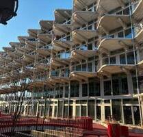 Helle Wohnung mit Einbauküche in ruhiger Lage - Hellersdorf - Berlin Marzahn-Hellersdorf