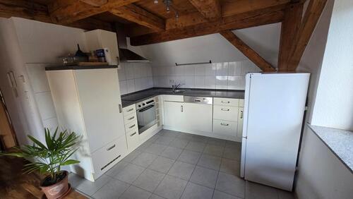 Foto - 4 Zimmer DG Wohnung, EBK, PKW Stellplatz