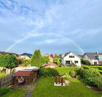 3- Zimmer Dachgeschosswohnung mit Küche, Balkon und Stellplatz - Meckenheim