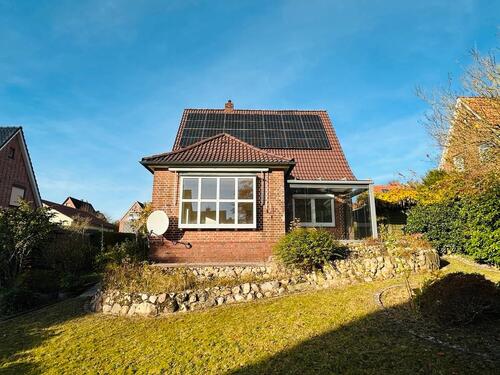 Foto - Saniertes Einfamilienhaus in beliebter Lage in Stade