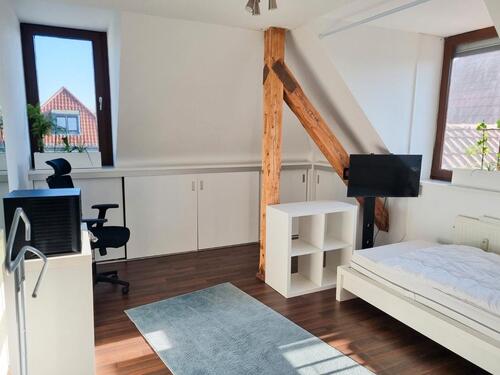 Foto - Spandau Möbiliertes WG-Zimmer 20m² mit Balkon