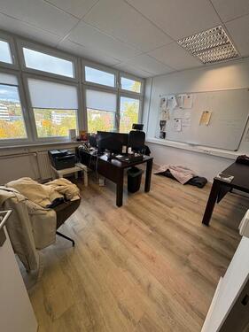 Foto - Zu vermieten: Büro Frankfurt, Bergen Enkheim 89m2