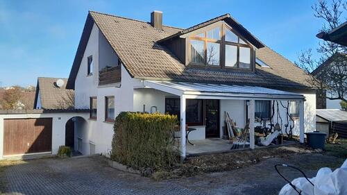 Foto - Großes Einfamilienhaus in Top-Lage mit Garage in Zimmern o. R.