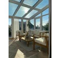 Modernisiertes Einfamilienhaus mit 140 m² & Wintergarten - Göggingen