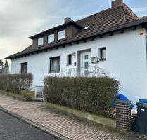 Sanierte Wohnung im Dachgeschoss 95qm , 4Zi,kücheBad - Felsberg