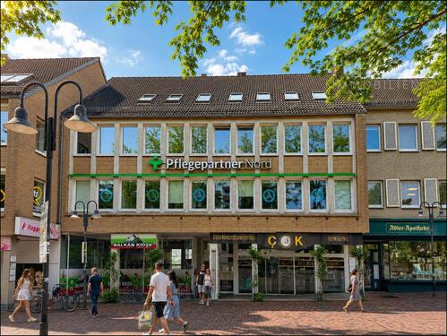 Foto - Flexible Büroetage mit zwei separat nutzbaren Bereichen in der Pinneberger Fußgängerzone.