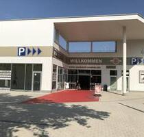 Einzelhandelsfläche abzugeben - 2.000,00 EUR Kaltmiete, in Pirna (PLZ: 01796)