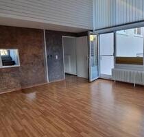 Großzügige 6-Zimmer-Whg. mit Südterrasse in Gosheim zu vermieten