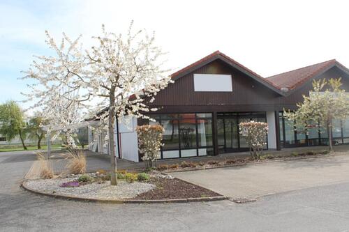 Foto - Gewerbeimmobilie - 6,00 EUR Kaltmiete, ca.  240,00 m²