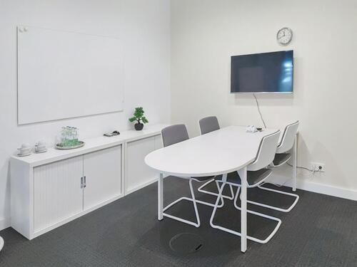 Foto - Privater Büroraum für 4 Person in Regus Alexanderplatz