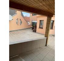 Viel Platz und eine Riesen Terasse mitten in Osterhofen