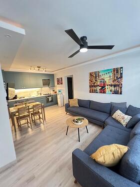 Foto - Istanbul Modernes Apartment Kadıköy Osmanaga mit 3 SZBalkon