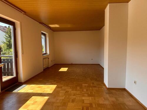 Foto - Großzügige 2,5 Zimmer Wohnung mit Gartenmitbenutzung ab sofort frei!
