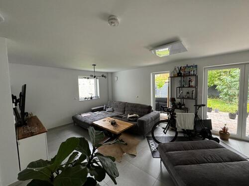 Foto - Erdgeschoss - 2 Zi. Whg. mit Küche, Terrasse, Garten