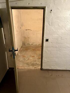 Foto - Belüftbarer 8m2 AbstellraumLagerraumKellerraumSelf Storage