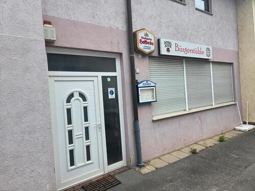 Foto - Kneipe Bar Gaststätte mit Spielautomaten Lokal Sportsbar Bier Pub