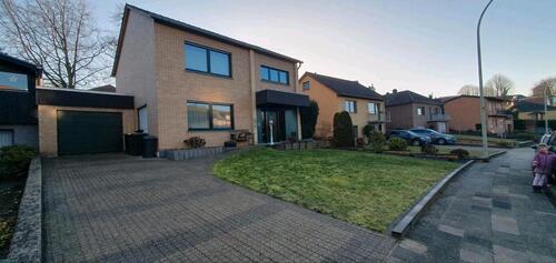 Foto - freistehendes Einfamilienhaus in Übach zu verkaufen