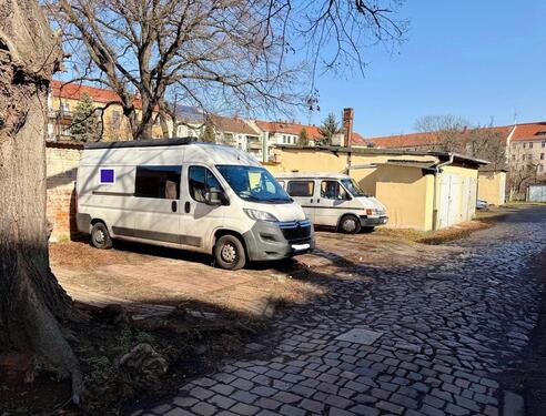 Foto - Biete sicheren Wohnwagen, Bus, Transporter, KFZ Stellplatz