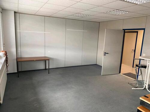 Foto - Büroräume zu vermieten - 650,00 EUR Kaltmiete,