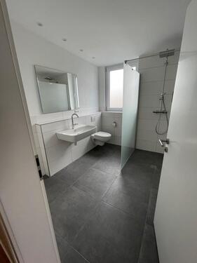 Foto - Neuwertige 4-Zimmer-DG-Wohnung mit Balkon und EBK in Gottmadingen
