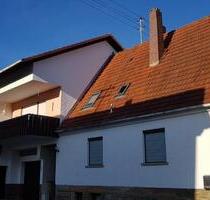 Zweifamilienwohnhaus - 280.000,00&nbsp;EUR Kaufpreis, ca.&nbsp; 200,00&nbsp;m&sup2; in Küps (PLZ: 96328)
