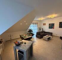 Gehobene Wohnung im Kurpark, Aufzug Einbauküche Stellplatz, KfW55 - Bad Hersfeld