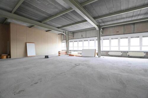Foto - Lagerfläche Hobbyraum gewerbe Raum Halle Büroräume
