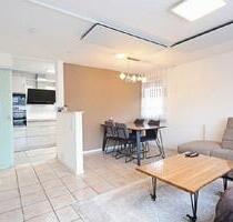 Große 3,5-Zimmer-Terrassenwohnung (99m² Wohnraum & 45m² Terrasse) - Schwieberdingen