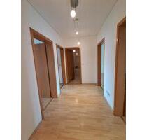 Helle 3-Zimmer-Wohnung in zentraler Lage - Roth
