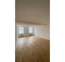 Helle 2,5-Zimmer Wohnung, renoviert mit EBK in Donaueschingen